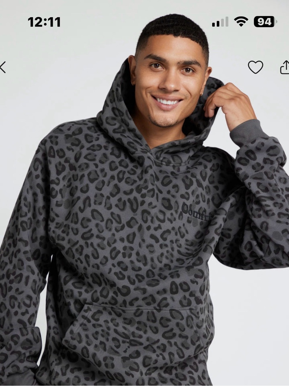 Comfrt Minimalist hoodie in Panther
